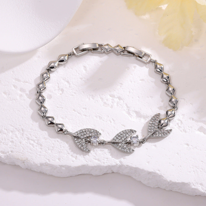 Leaves Pattern Women’s Bracelet In Gold Electroplated Copper With Zircon Inlay