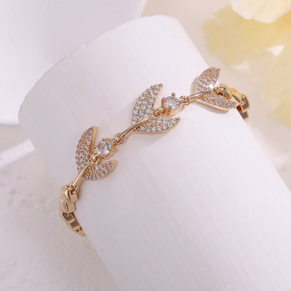 Leaves Pattern Women’s Bracelet In Gold Electroplated Copper With Zircon Inlay