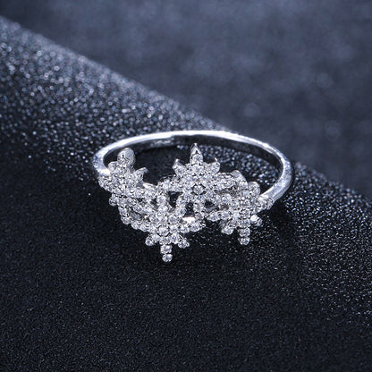 Novelty Starburst Ring For Women In Electroplated Copper With Zircon Inlay