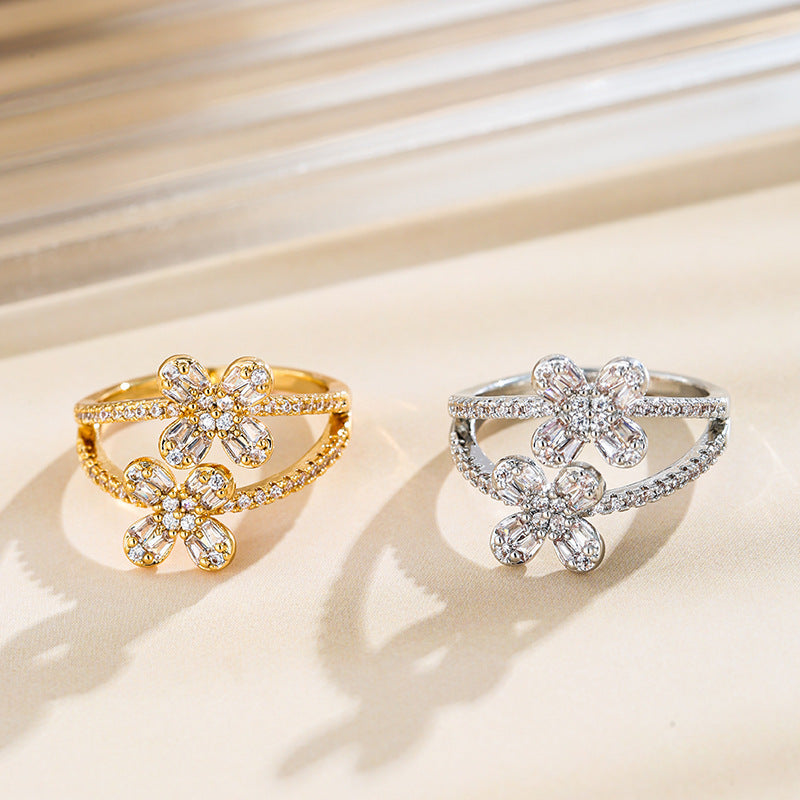 Simple Style Flowers Ring For Women With Bezel Setting, Electroplated Copper And Zircon Inlay