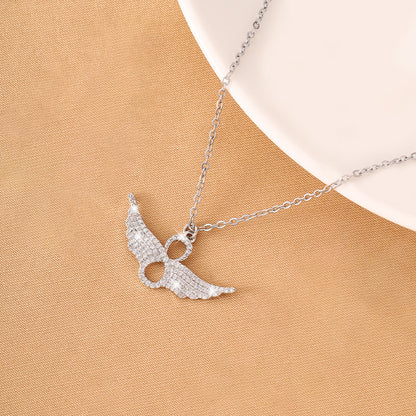 Hip-Hop Style Cross Pendant Necklace For Women With Zircon Inlay On Copper Electroplated Cable Chain