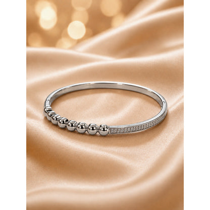 Round Copper Bangle For Women In Simple Style With Zircon Inlay And Electroplated Gold Plating