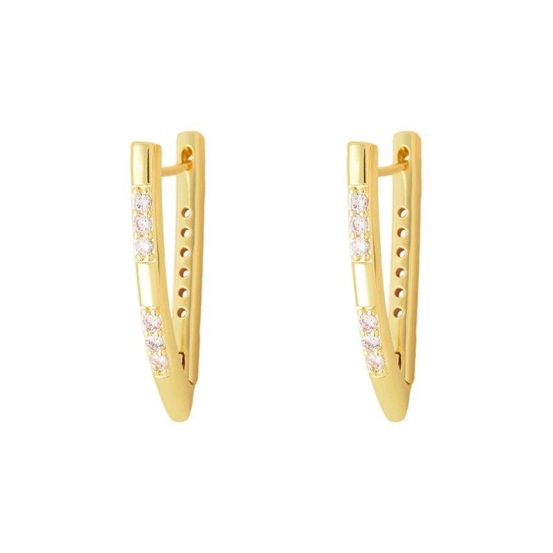 V Shape Stud Earrings For Women In Rose Gold Featuring Copper Ear Pins And Zircon Inlay