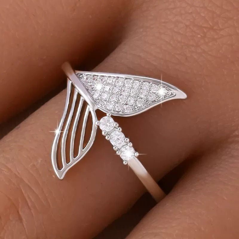 Women’s Fish Tail Ring In Copper, Stylish And Elegant Jewelry Accessory