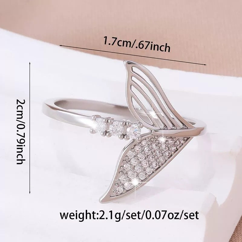 Women’s Fish Tail Ring In Copper, Stylish And Elegant Jewelry Accessory