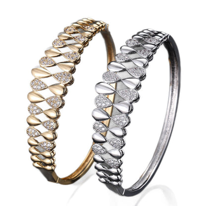 Women’s Star Pattern Copper Bangle With Zircon Inlay In Gold
