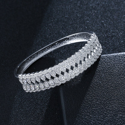 Number Pattern Brass Bangle With Zircon Inlay, Electroplated Gold Plating, Elegant Gold Tone