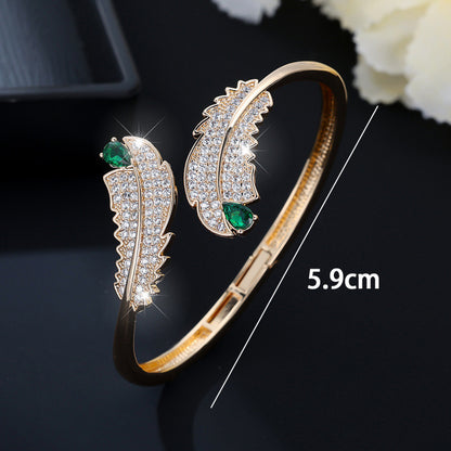 Retro Feather Inlay Copper Bangle With Zircon In Gold