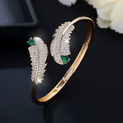 Retro Feather Inlay Copper Bangle With Zircon In Gold