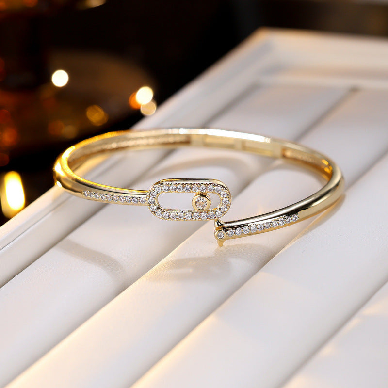 Luxurious Geometric Copper Bangle With Zircon Inlay And Electroplated Gold Plating Process