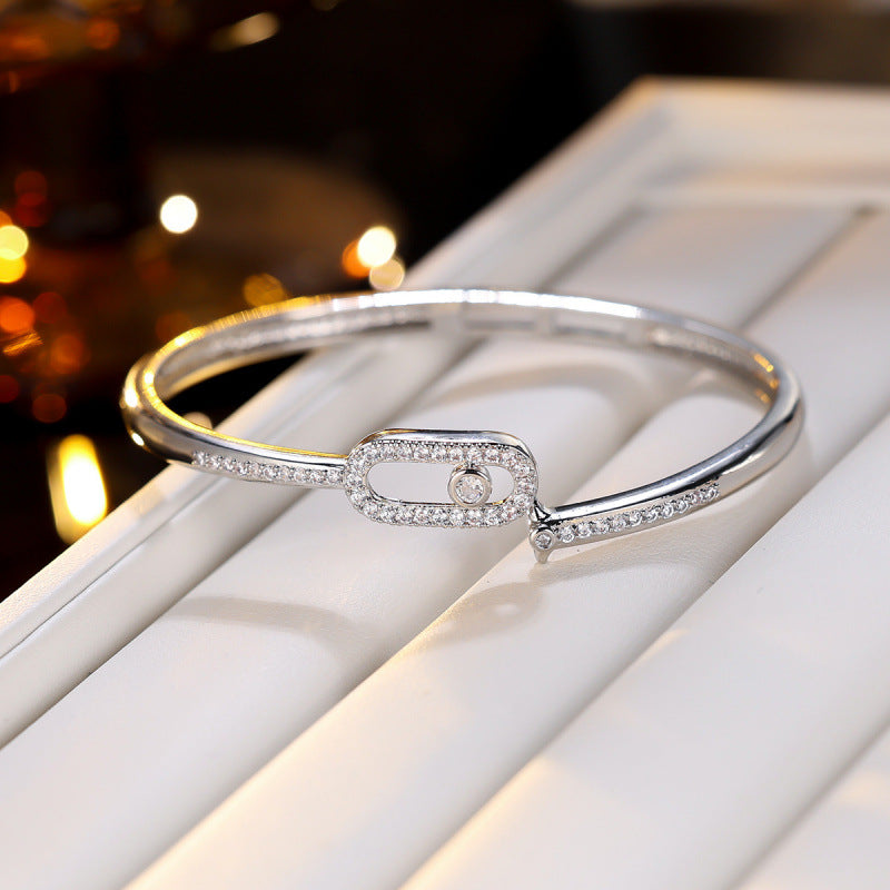 Luxurious Geometric Copper Bangle With Zircon Inlay And Electroplated Gold Plating Process
