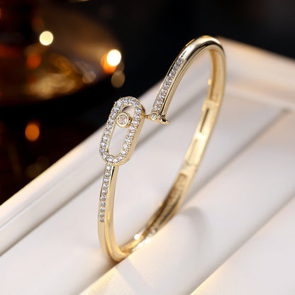 Luxurious Geometric Copper Bangle With Zircon Inlay And Electroplated Gold Plating Process