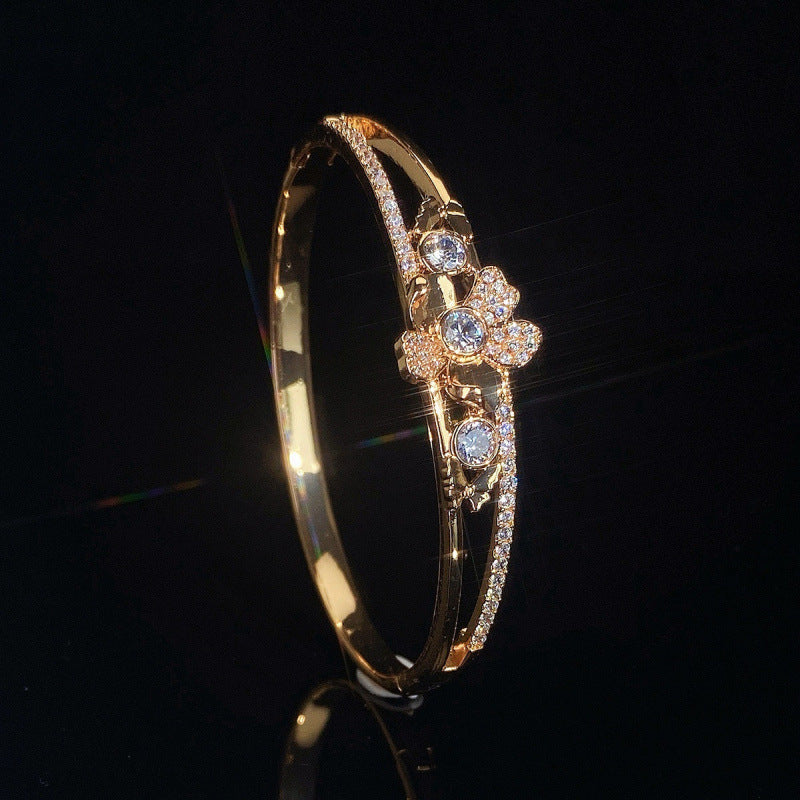 Elegant Flowers Inlay Bangle In Copper With Zircon, Electroplated Gold Plating Process