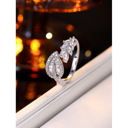 Elaborate Copper Leaves Ring For Women In Pastoral Style, 1 PCS Package
