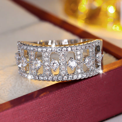 Punk Style Women’s Star Ring In Gold Copper With Zircon Inlay