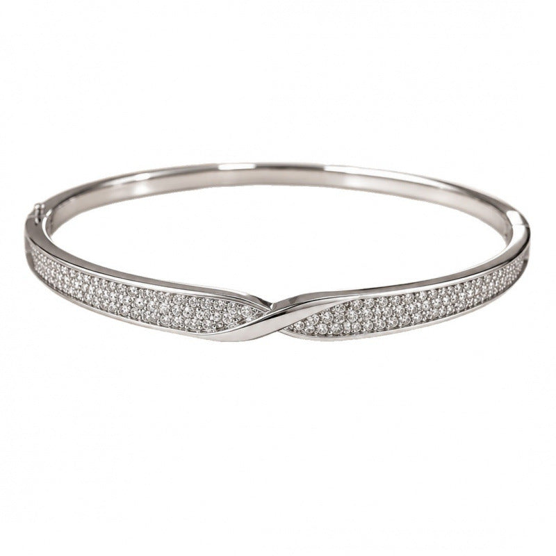 Simple Style Geometric Inlay Bangle In Copper With Zircon Electroplated Gold Plating