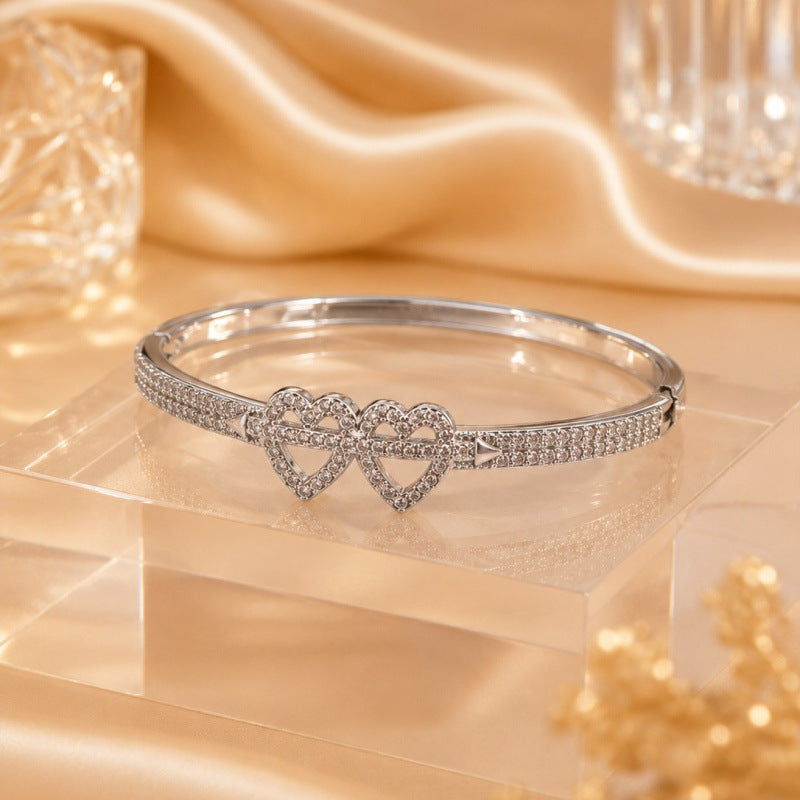 Romantic Heart Shape Copper Bangle For Women With Zirconia Inlay And Electroplated Gold Plating