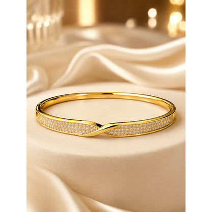 Simple Style Geometric Inlay Bangle In Copper With Zircon Electroplated Gold Plating