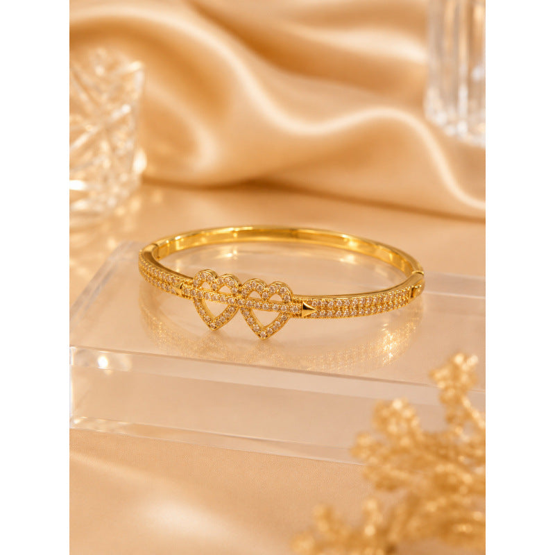 Romantic Heart Shape Copper Bangle For Women With Zirconia Inlay And Electroplated Gold Plating