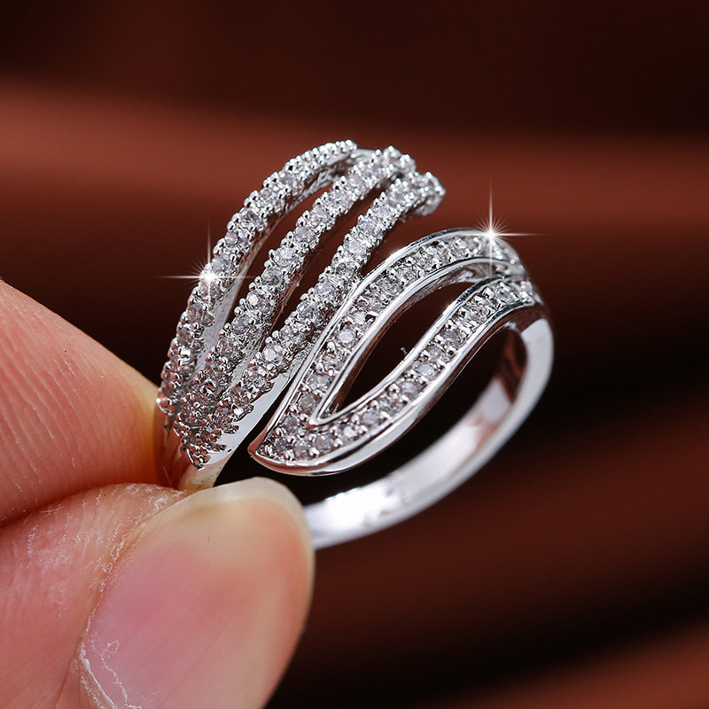 Simple Style Women’s Rings Featuring Electroplated Copper With Zircon Inlay In Elegant Lines Pattern