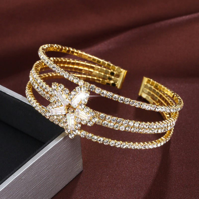 Elegant Star Pattern Copper Bangle With Electroplated Gold Plating And Zircon Inlay