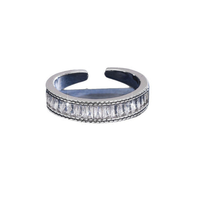 O-Shape Open Ring For Women In Gold Copper With Zircon Inlay