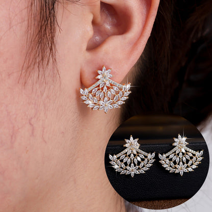 Sweet Snowflake Necklace For Women In Copper With Zircon Inlay And Micro Super Whisper Thin Chain