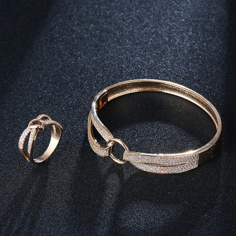 Simple Style Copper Bangle With Electroplated Gold Plating And Zircon Inlay Featuring Elegant Lines