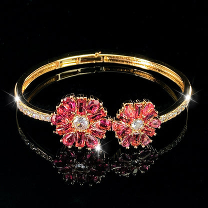 Elegant Flowers Inlay Bangle For Women, Copper Material With Zircon Inlay And Electroplated Gold Plating