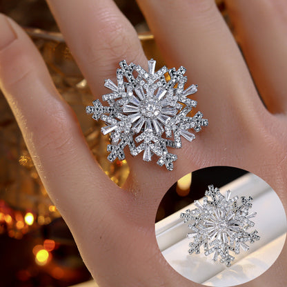 Elegant Snowflake Ring For Women In Electroplated Copper With Zircon Inlay