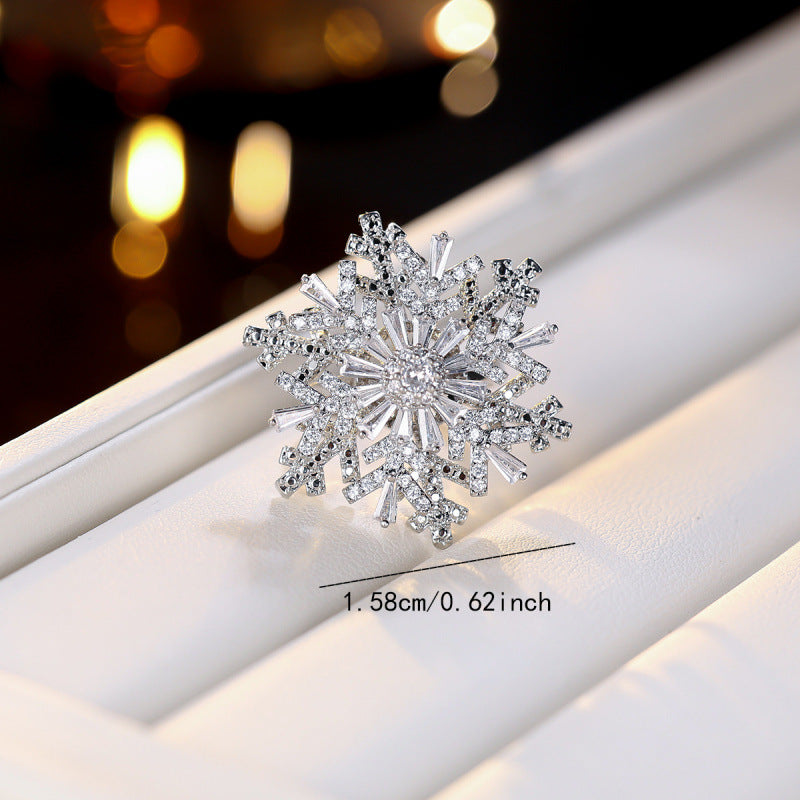 Elegant Snowflake Ring For Women In Electroplated Copper With Zircon Inlay