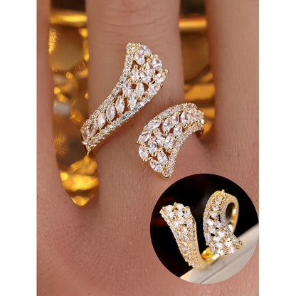 Waves Copper Wave Ring For Women With Zircon Inlay In Gold, Perfect For Spring And Summer