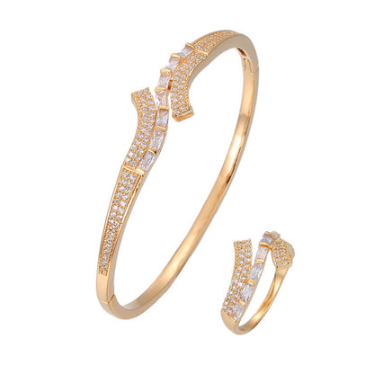 Simple Style Women’s Inlay Bangle Crafted From Copper With 18K Real Gold Electroplated Finish Featuring Zircon Inlay
