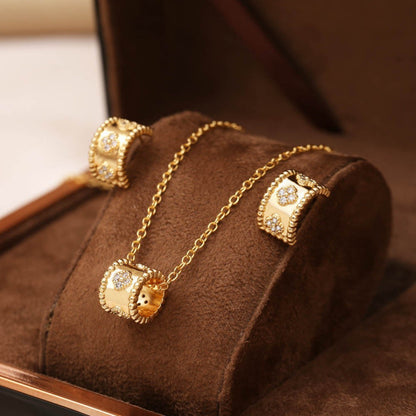 Luxurious Flowers Jewelry Set For Women In Copper With Zircon Inlay And Micro Super Whisper Thin Chain