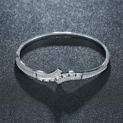 Simple Style Women’s Inlay Bangle Crafted From Copper With 18K Real Gold Electroplated Finish Featuring Zircon Inlay