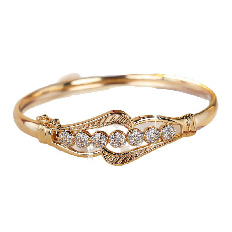 Simple Style Women’s Copper Bangle With Zircon Inlay In Gold