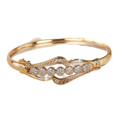 Simple Style Women’s Copper Bangle With Zircon Inlay In Gold