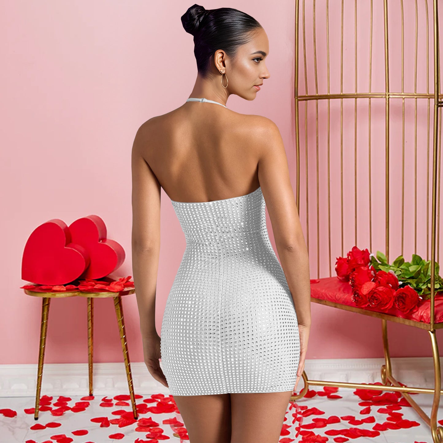 Solid Color Sleeveless Bodycon Dress With Halter Neck In Polyester Fabric For Sexy Banquet Wear