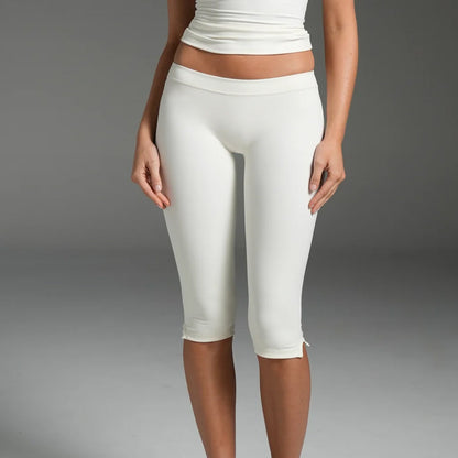 Sporty Yoga Calf-Length Pants For Women In Stretchy Nylon Fabric Featuring Slit Design