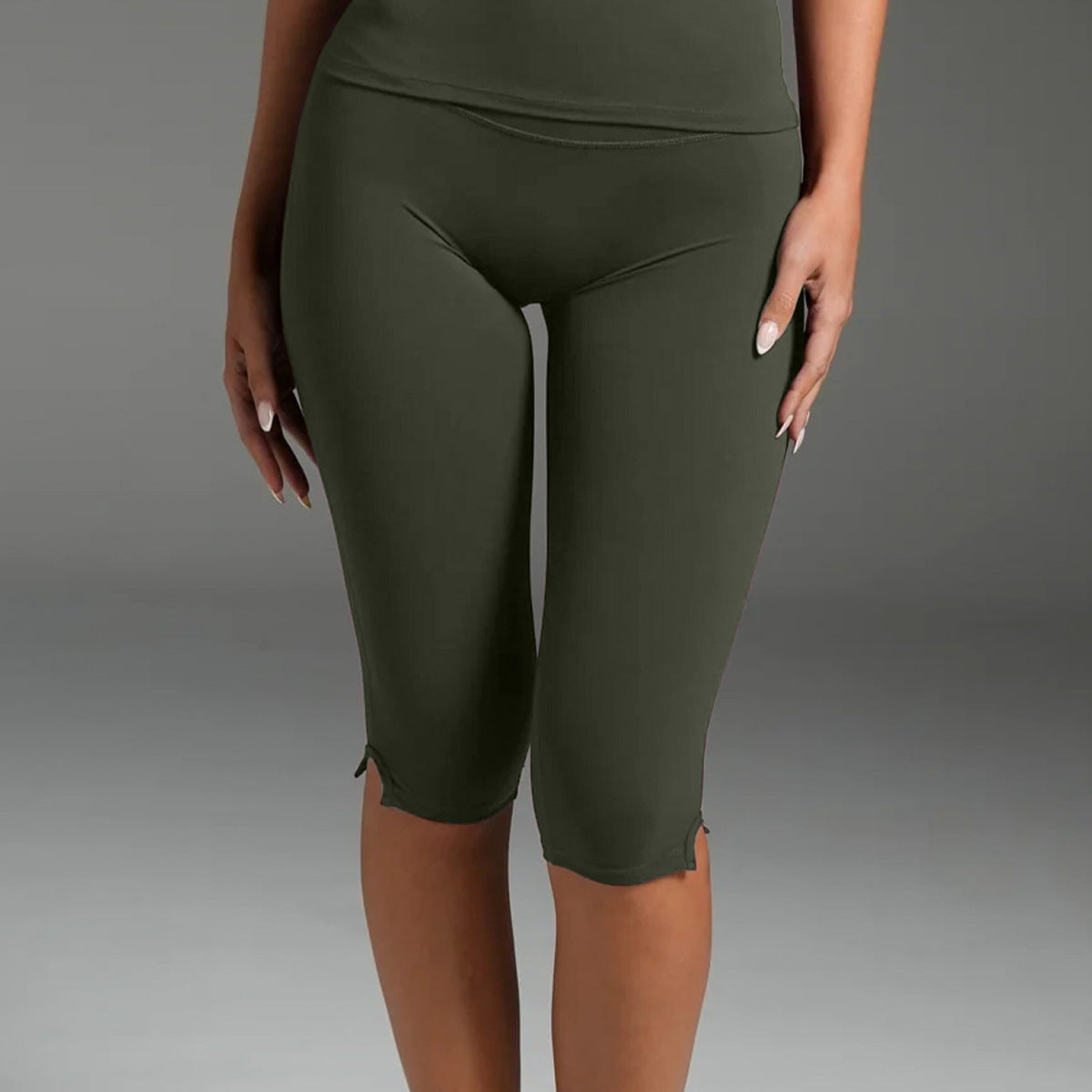 Sporty Yoga Calf-Length Pants For Women In Stretchy Nylon Fabric Featuring Slit Design