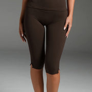 Root-protecting Brown Mid-length Pants