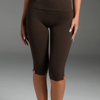 Sporty Yoga Calf-Length Pants For Women In Stretchy Nylon Fabric Featuring Slit Design