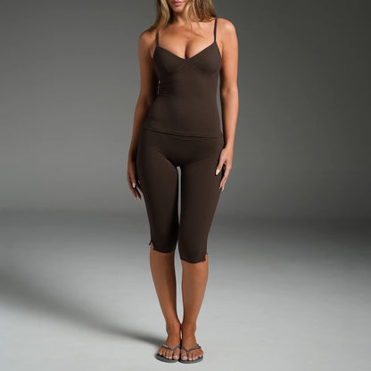 Sporty Yoga Calf-Length Pants For Women In Stretchy Nylon Fabric Featuring Slit Design