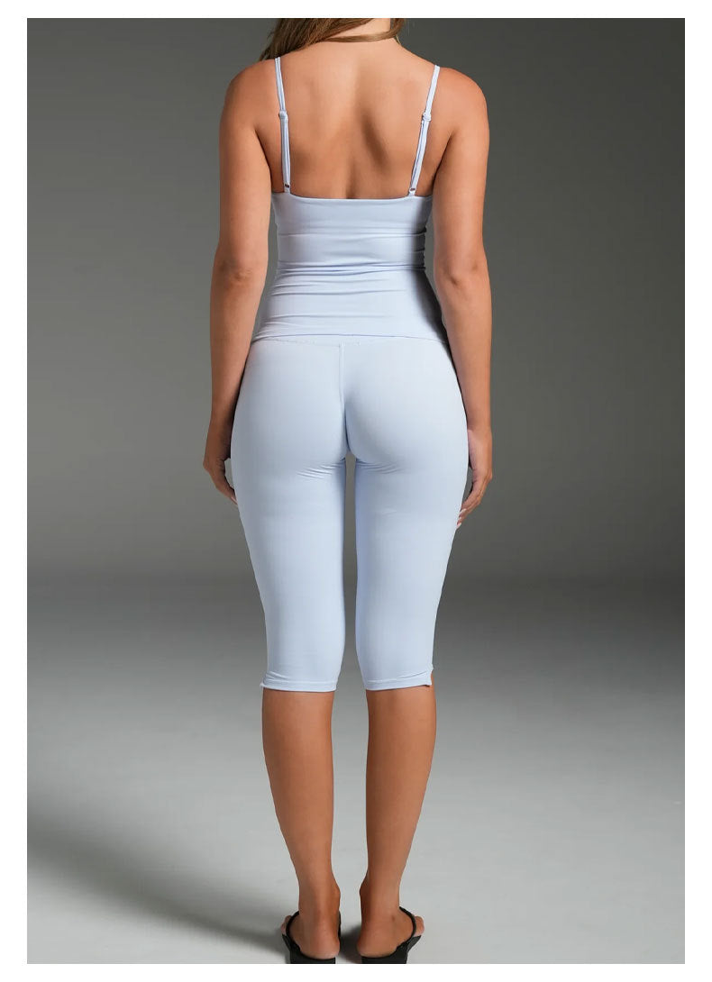 Sporty Yoga Calf-Length Pants For Women In Stretchy Nylon Fabric Featuring Slit Design