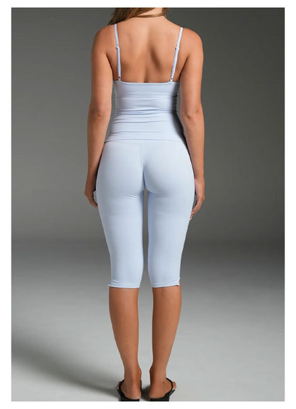 Sporty Yoga Calf-Length Pants For Women In Stretchy Nylon Fabric Featuring Slit Design