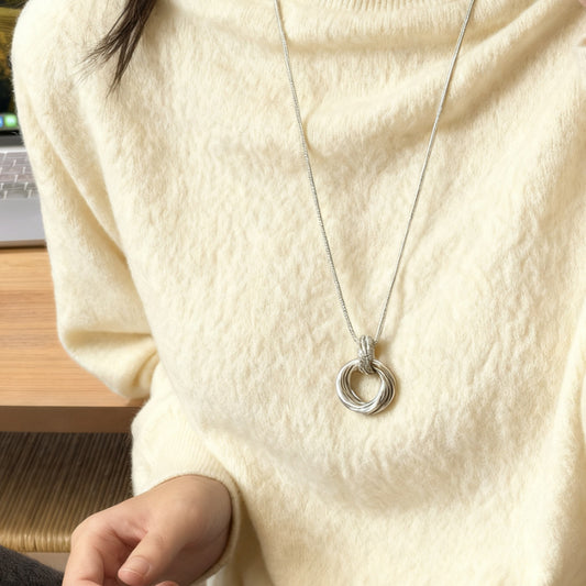 Round Gold Necklace For Women Featuring Electroplated Alloy Material With Elegant Design