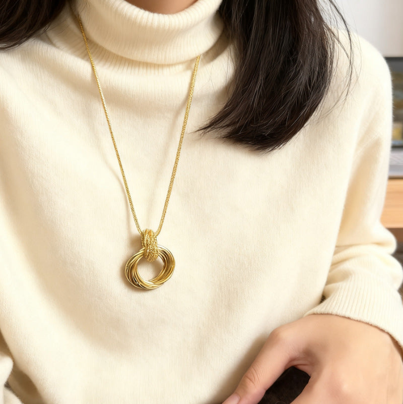 Round Gold Necklace For Women Featuring Electroplated Alloy Material With Elegant Design