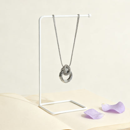 Round Gold Necklace For Women Featuring Electroplated Alloy Material With Elegant Design