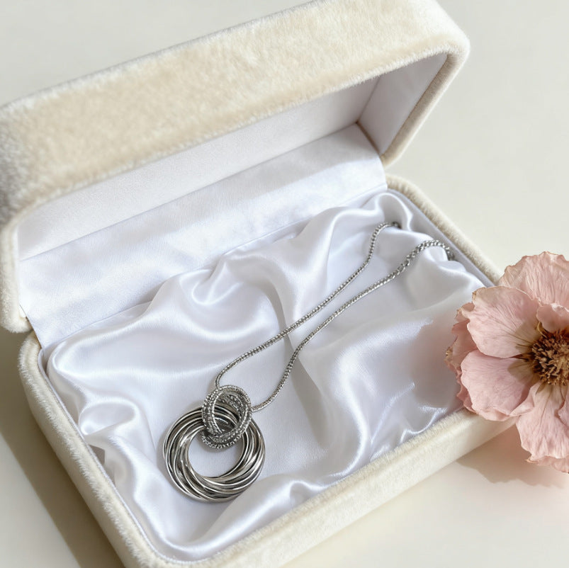 Round Gold Necklace For Women Featuring Electroplated Alloy Material With Elegant Design