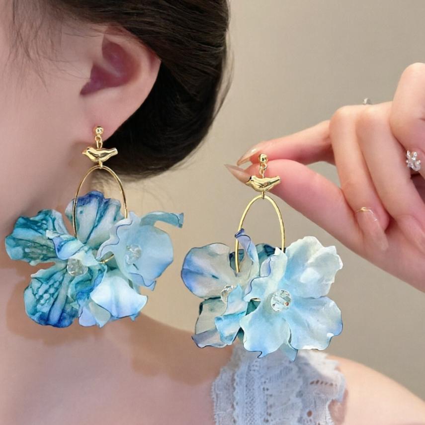 Handmade Marine Style Flowers Hoop Earrings For Women With KC Golden Plated Metal And 0.03µm Thickness
